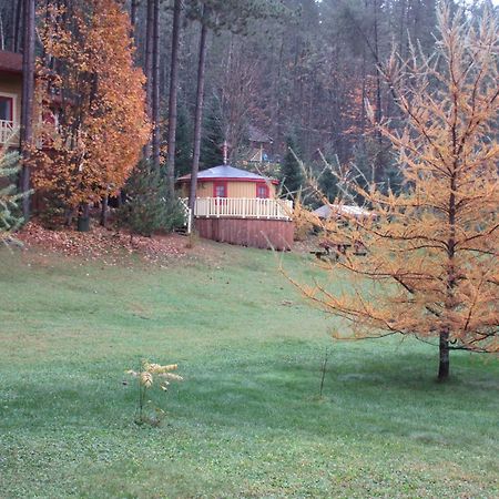 La Maison Sous Les Arbres Saint Roch de Mekinac Kültér fotó